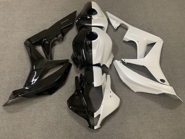 2007-2008 Glänzendes Schwarz/Weiß-Split CBR600RR Motorrad Verkleidungen 2007-2008 Glänzendes Schwarz/Weiß-Split CBR600RR Motorrad Verkleidungen